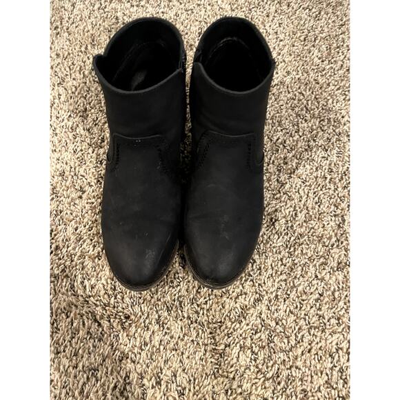 Maurices Boots Womens Size 7.5 Cleo Black Heel Ankle Booties - Picture 3 of 8
